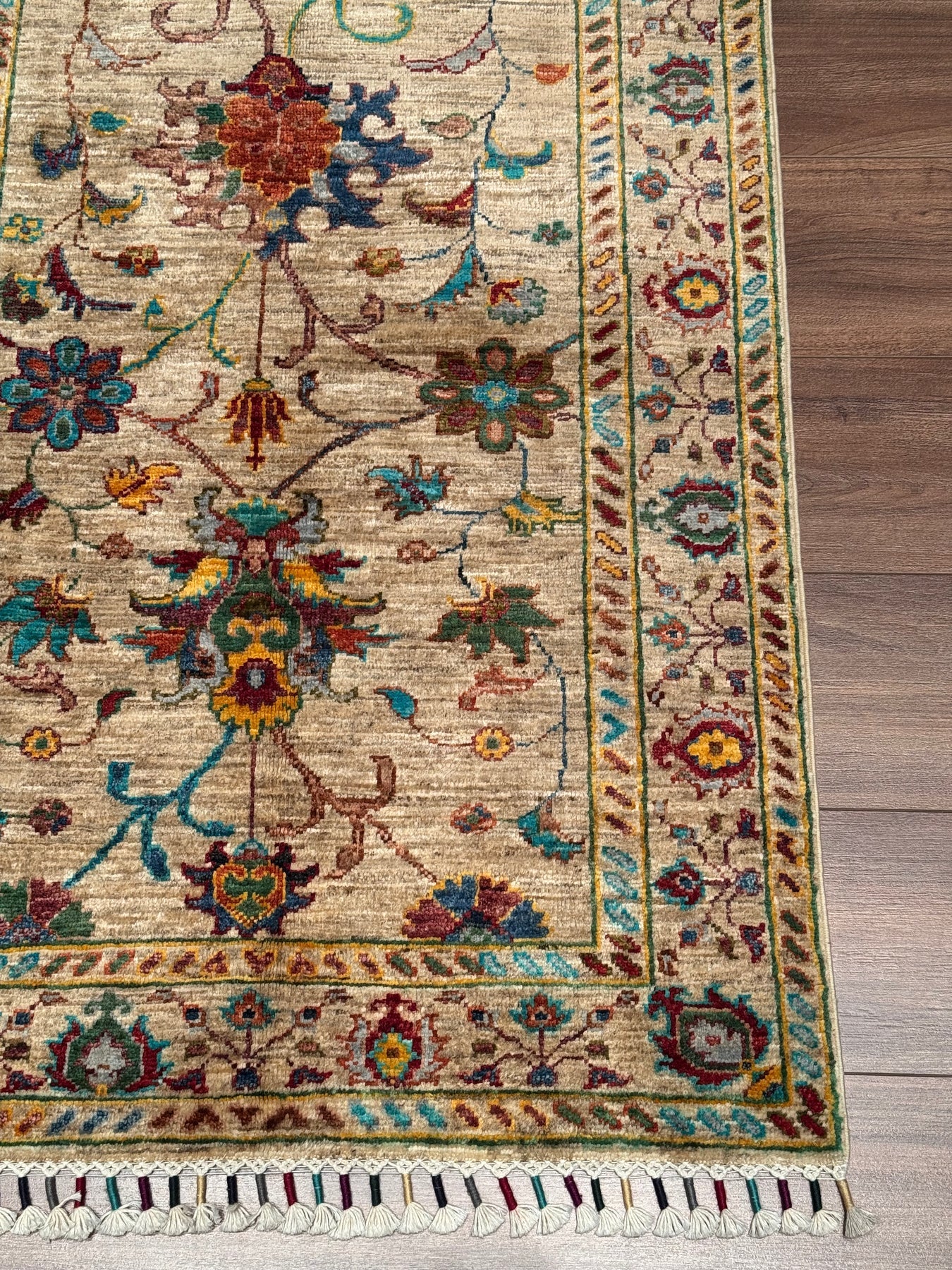 Sultani Binbirgece Original Hand Woven Beige Vegetable Dyed Wool Carpet - 5x6 ft