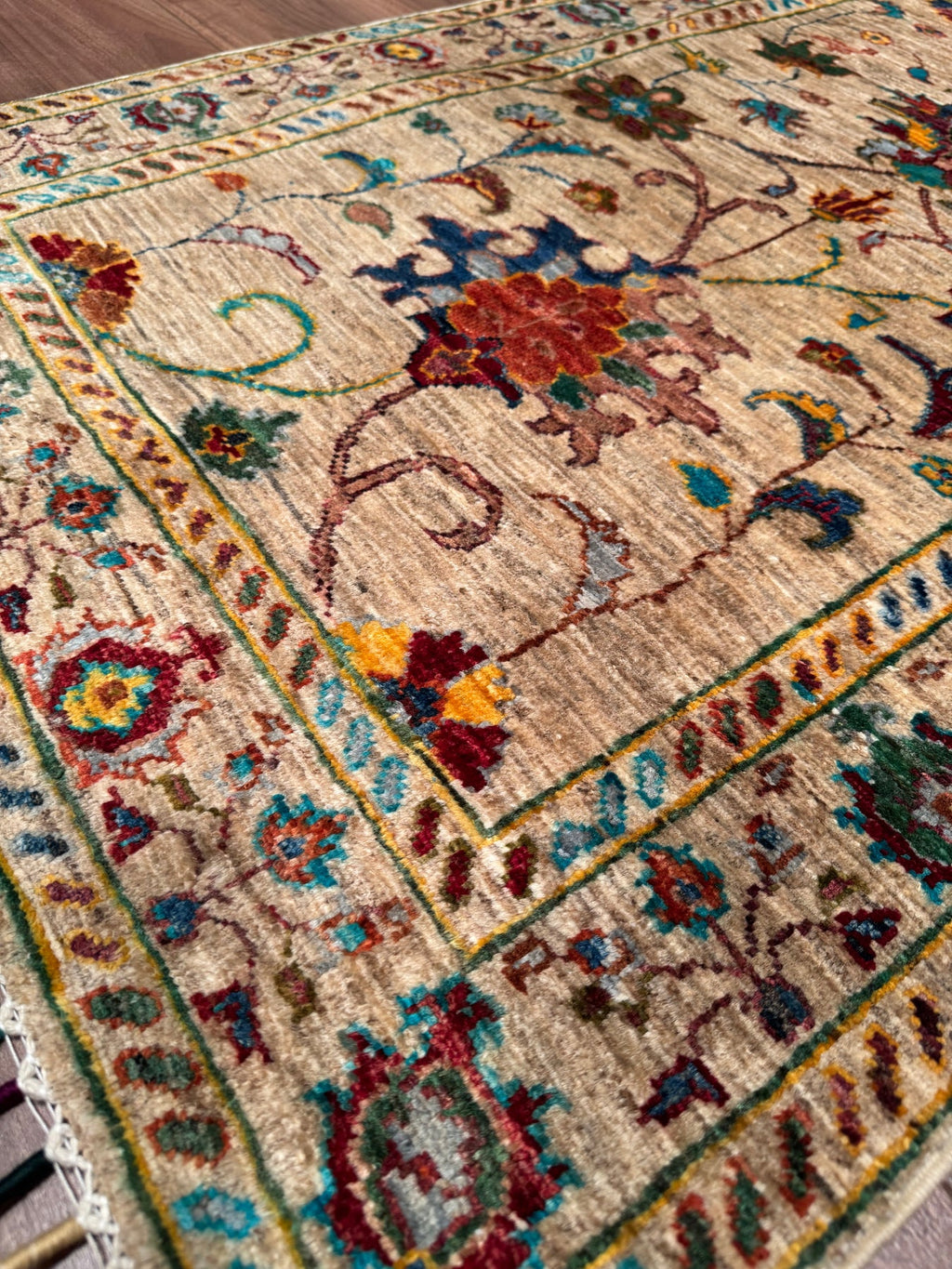 Sultani Binbirgece Original Hand Woven Beige Vegetable Dyed Wool Carpet - 5x6 ft