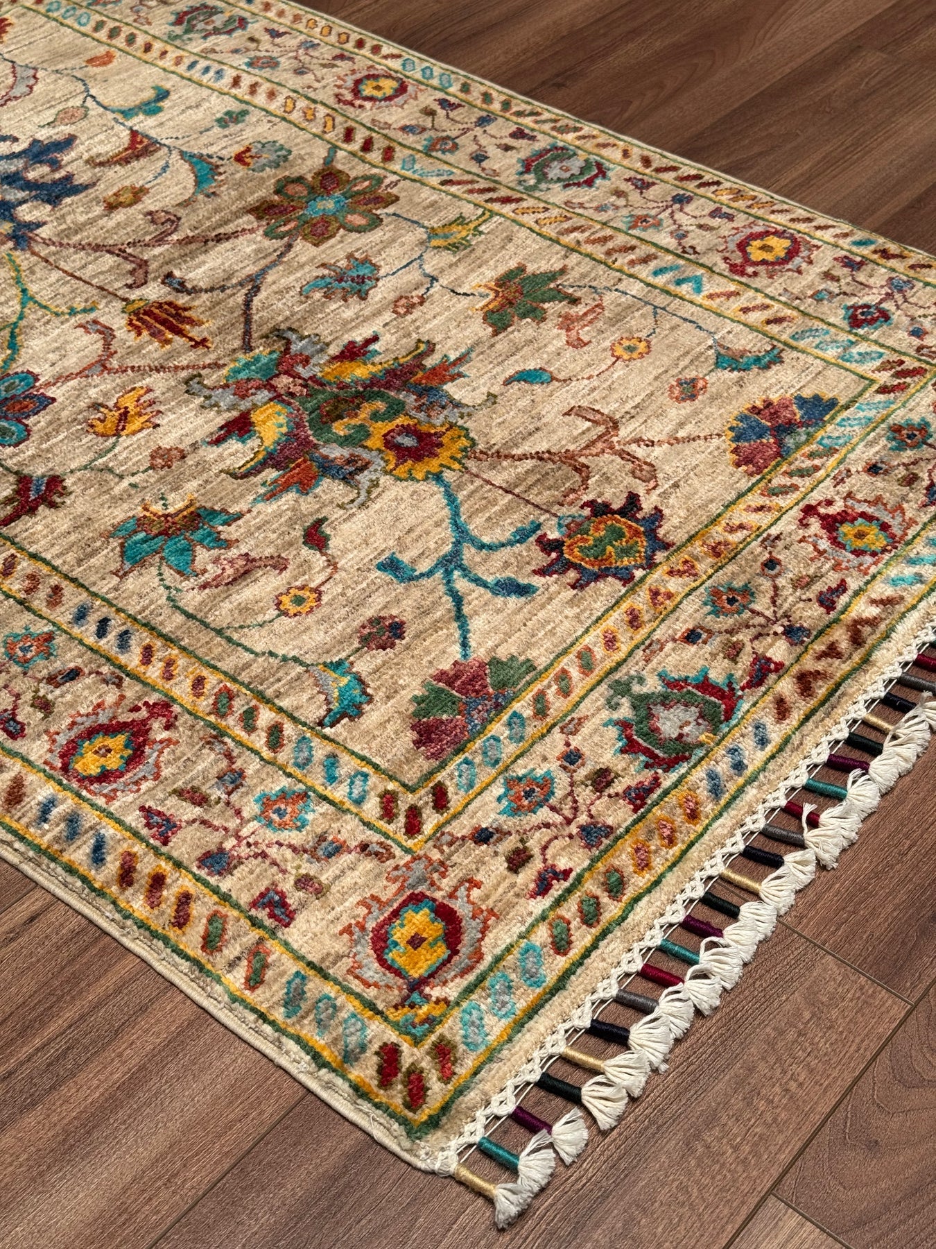 Sultani Binbirgece Original Hand Woven Beige Vegetable Dyed Wool Carpet - 5x6 ft